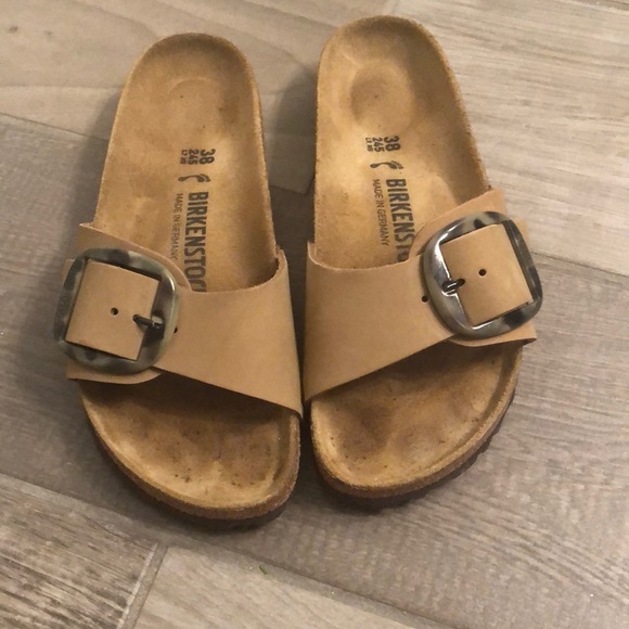 birkenstock with tortoise buckle
